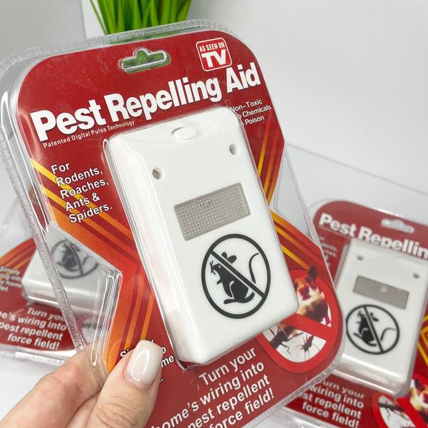 Ультразвуковой отпугиватель грызунов и насекомых Riddex Pest repelling Aid 100031 фото